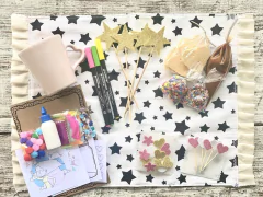 Imagen de Box regalo sorpresa taza para pintar, crear tarjeta y decorar cookies por pedido