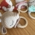 Mordillo madera e hilo crochet Animales