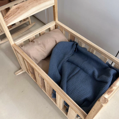 Imagen de Cuna para muñecas de madera