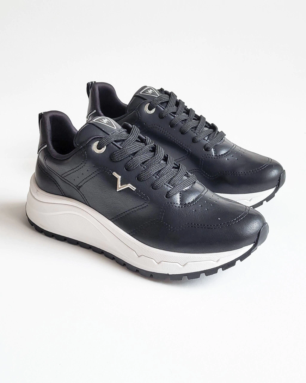 ZAPATILLAS VIVIAN | NEGRO