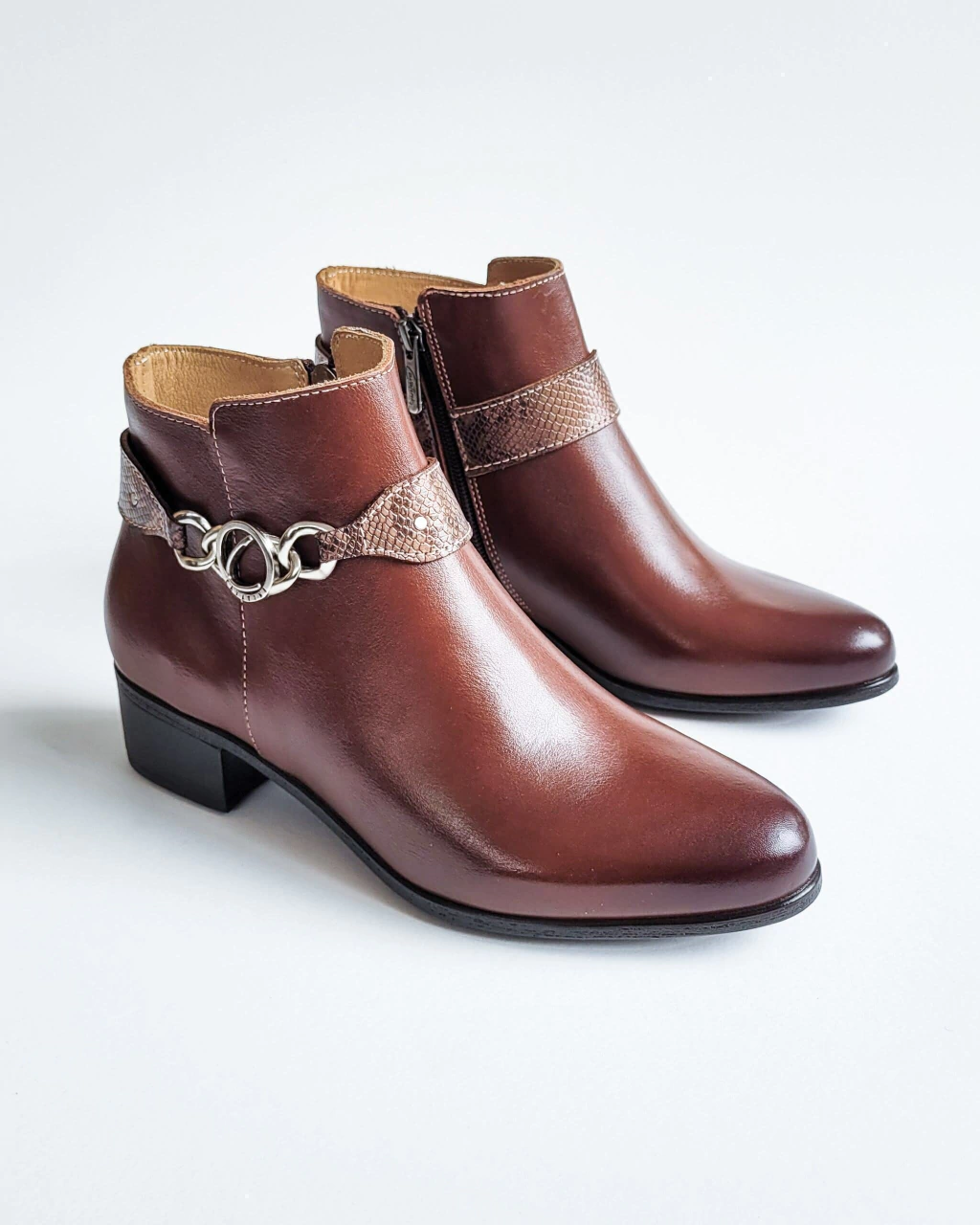 BOTAS CARLOT | CASTAÑO