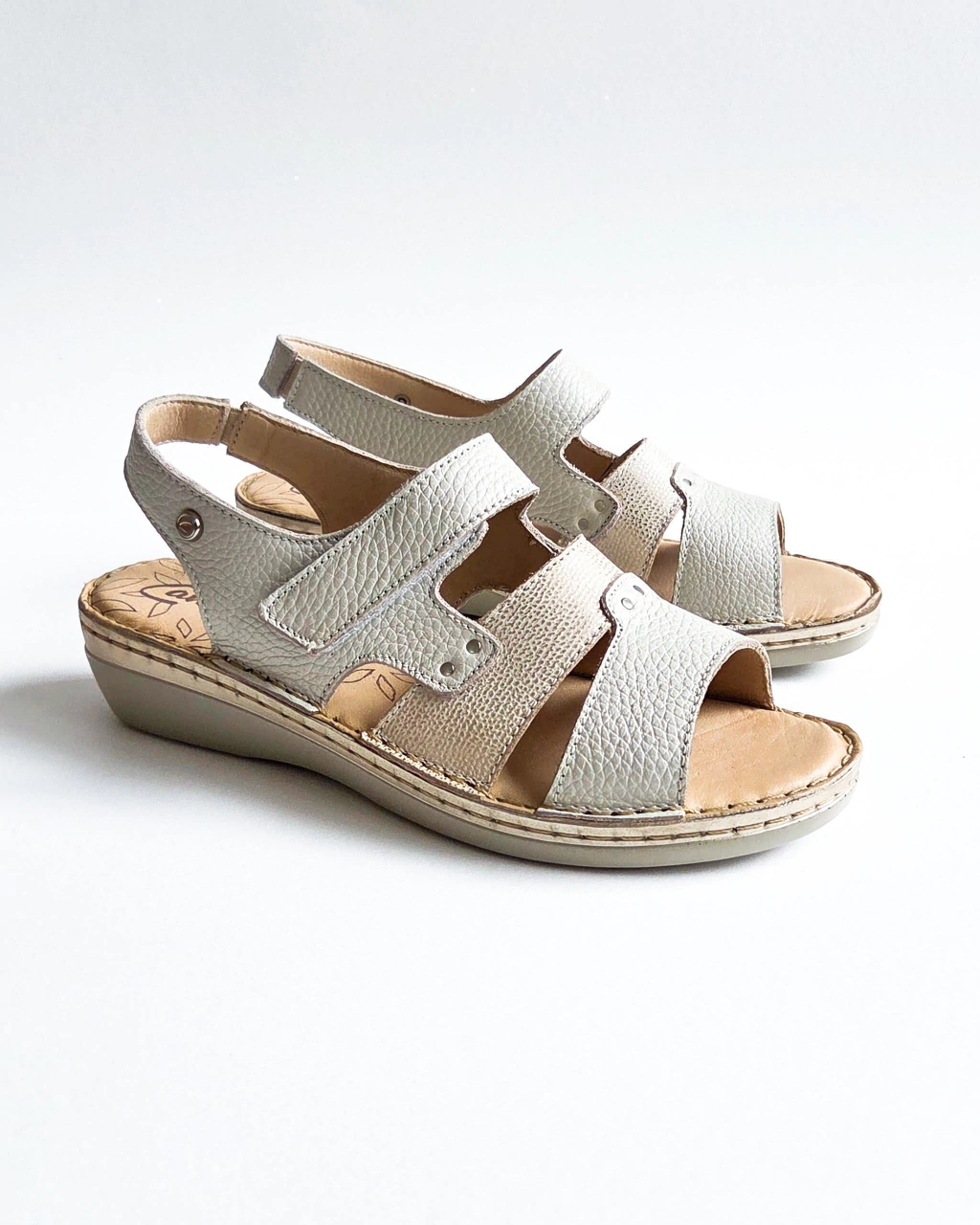SANDALIAS CAVATINI CEDAR | LATTE