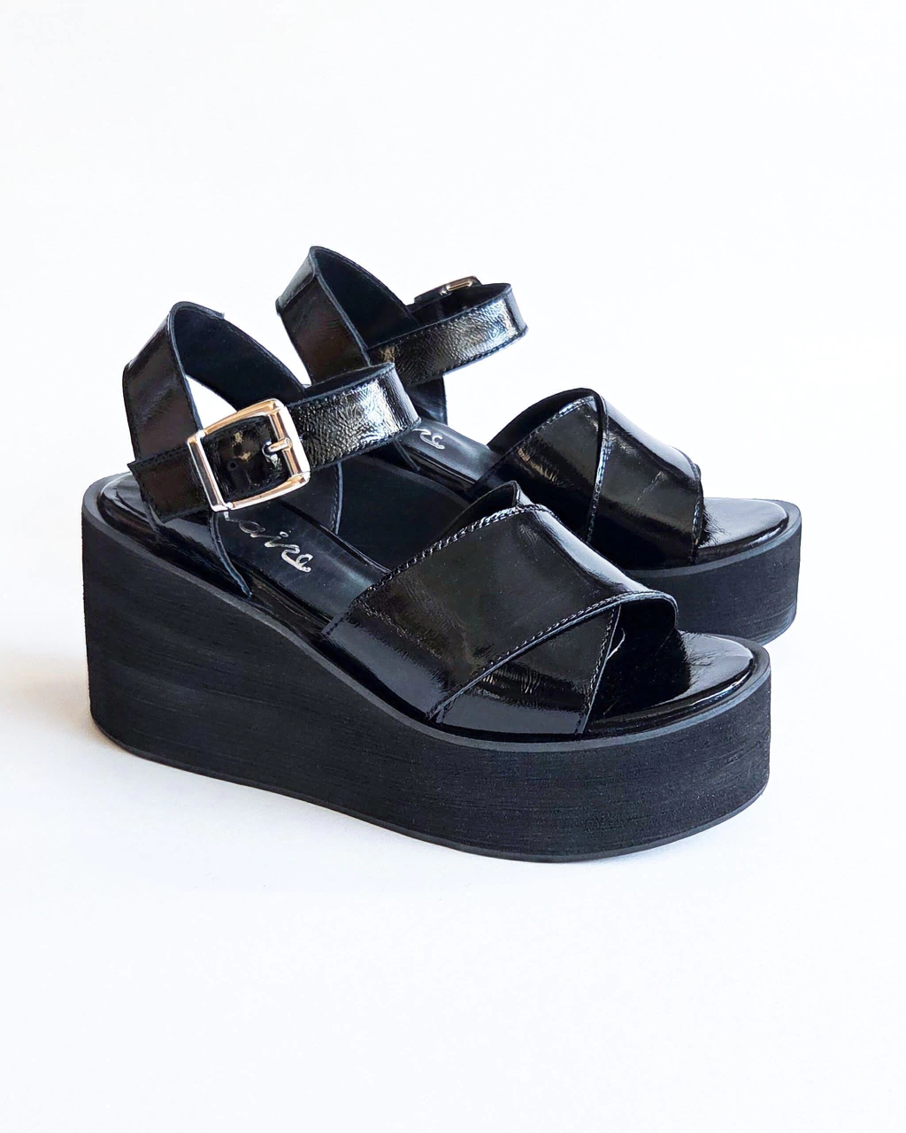 SANDALIAS KEYLA | CHAROL NEGRO