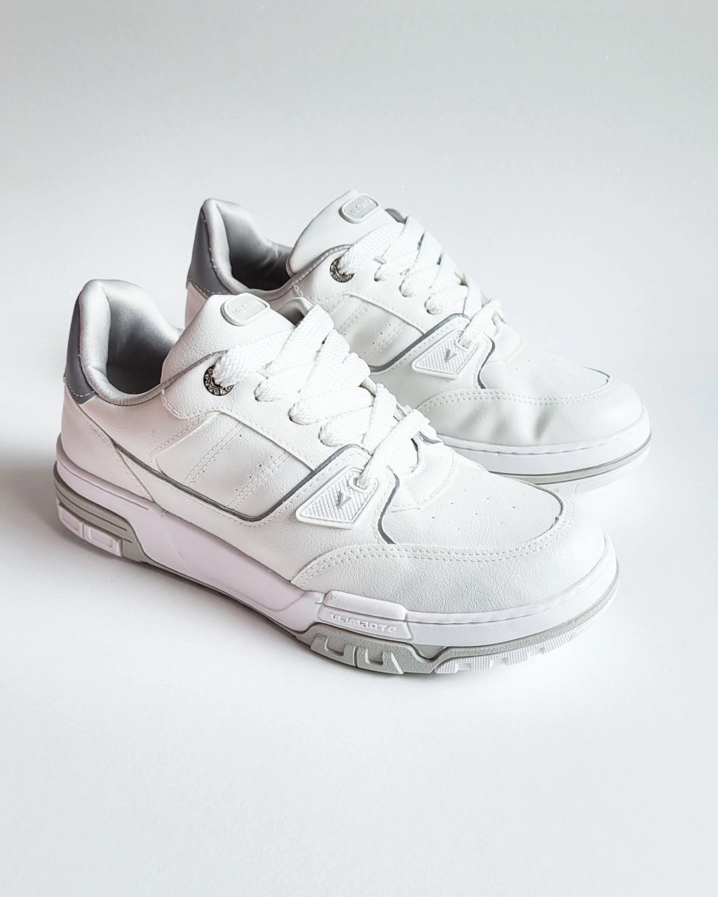 ZAPATILLAS SANSA | BLANCO-PLATA