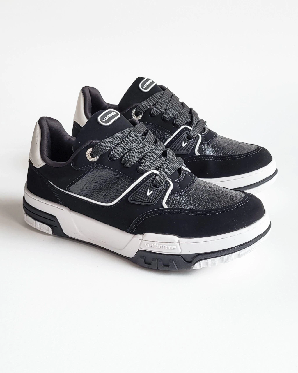 ZAPATILLAS SANSA | NEGRO-BLANCO