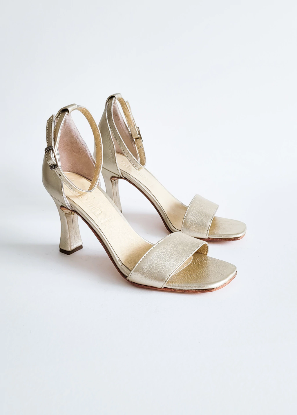 SANDALIAS LORNA | PLATINO