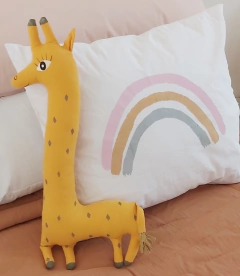 Almohadon Arcoiris Juana - comprar online