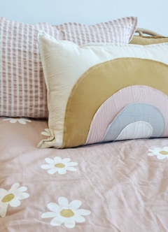 ALmohadon ARCOIRIS CELIA - comprar online