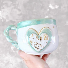 Tazon Love con oro y nacar