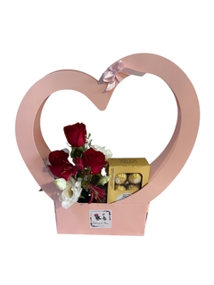 Flower Box "I Love You" Con Bombones - comprar online