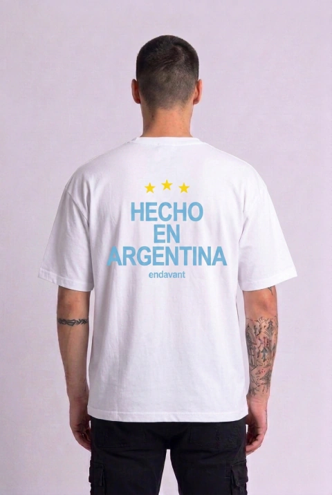 REMERA HECHO EN