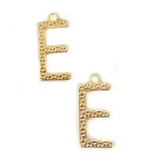 PINGENTE LETRA E METAL DOURADO (unidade)