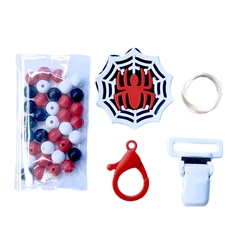 KIT PRENDEDOR DE CHUPETA - HOMEM ARANHA (TEIA)
