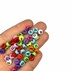 MIÇANGA - BOLINHA PLANA COLORIDA COM VOGAIS PRETAS - 7MM (25 GRAMAS)
