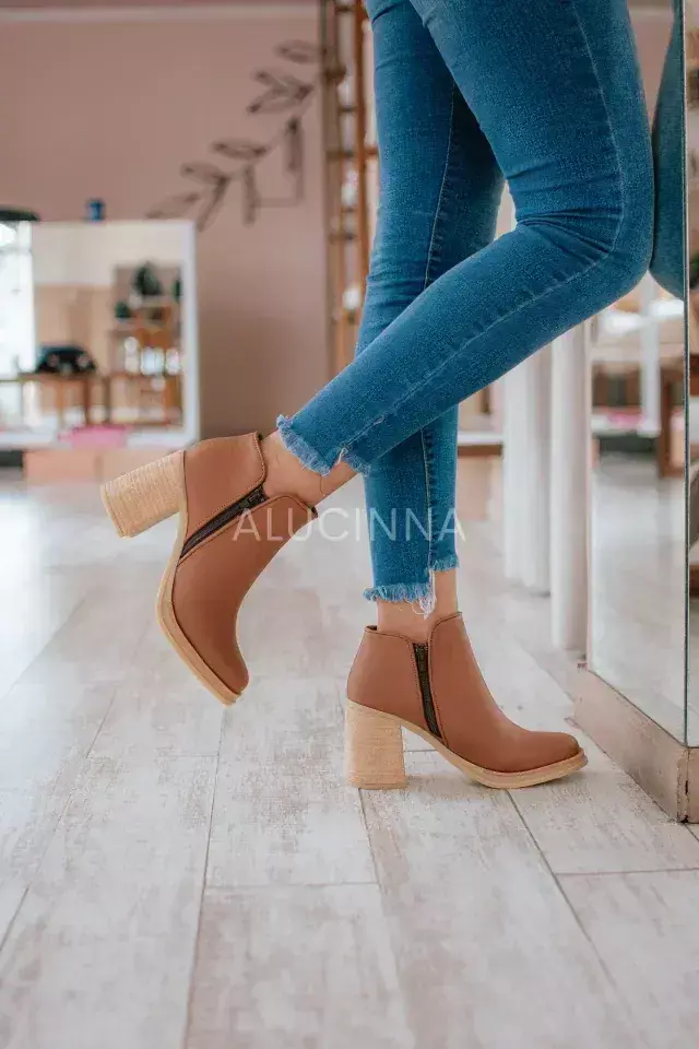 Bota Afrodita