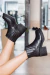 Bota Boston en internet
