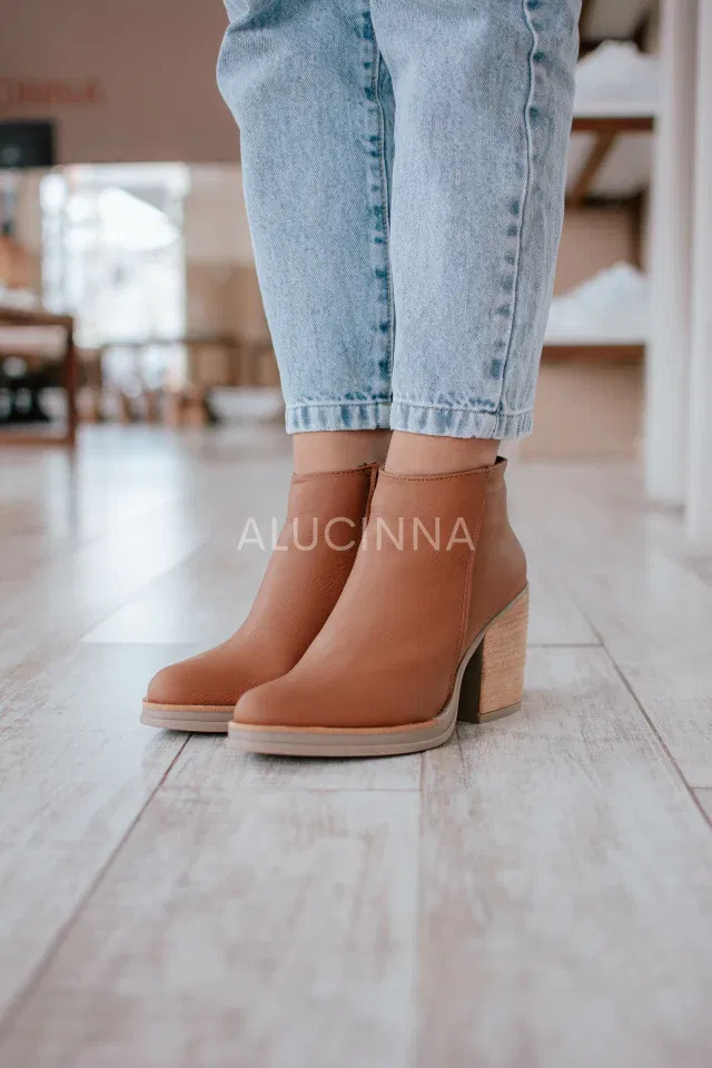 Bota Gina