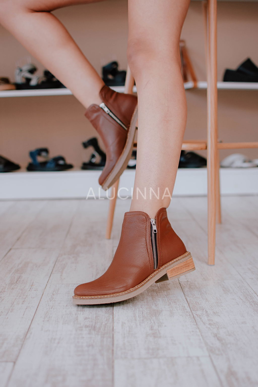 Bota Mora