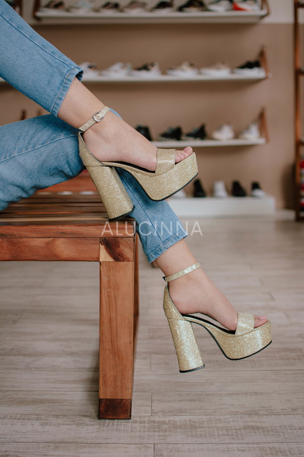 Sandalia Mountrack