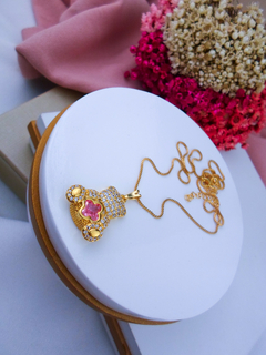 Colar Folheado Ursinho Strass Dourado com Rosa #CF0601879 - comprar online