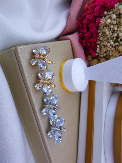 Brinco Bijuteria Borboleta (CADA – SELECIONE A COR DESEJADA) #B0104604 - comprar online