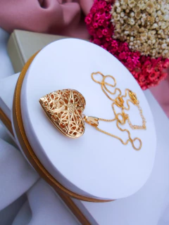 Colar Folheado Dourado Coração Relicário #CF0602002 - comprar online