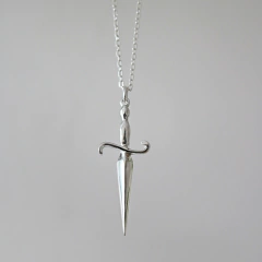 Collar Daga