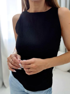 BLUSA CLOE NEGRO en internet