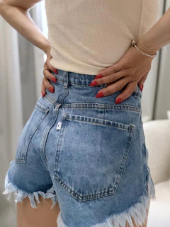 SHORT DE JEAN BECCA CELESTE en internet