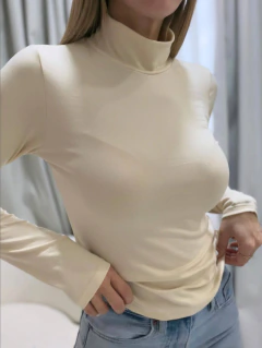 POLERA CASIA CREMA MODAL SOFT - comprar online