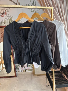 Blusa Elaine Poplin en internet