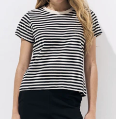 Remera Jersey Rayada en internet