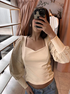 Remera Beatriche en internet