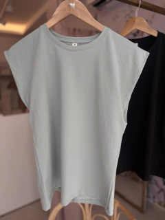 Musculosa Simil Hombrera - tienda online