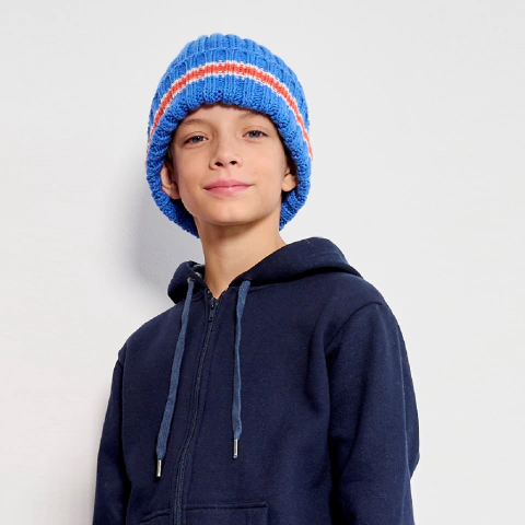 GORRO TEJIDO AZUL