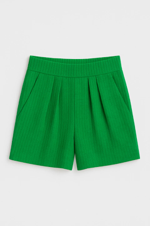 SHORT MORLEY CON BOLSILLOS ZAIRA VERDE - comprar online