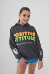 BUZO RUSTICO ESTAMPADO CON CAPUCHA GRIS