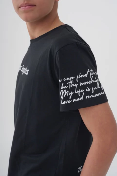 REMERA ESTAMPADA LOS ANGELES NEGRA - comprar online