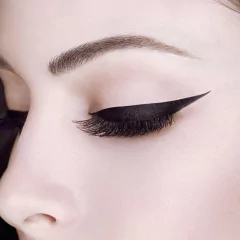 Maybelline Eye Studio Lasting Drama Gel Liner en internet