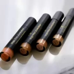 AP Magic Plus Lumiere - Corrector Fluido Con Ácido hialurónico