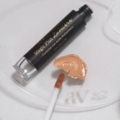 AP Magic Plus Lumiere - Corrector Fluido Con Ácido hialurónico - comprar online