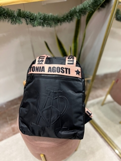 Mochila Canada Negra y vison - comprar online