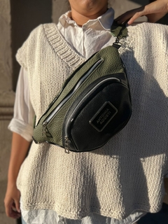 Riñonera Sylvie Verde militar - comprar online