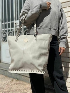 Tote Pierre Nude - comprar online
