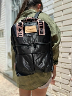 Mochila Pilar Negra y nude