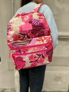 Mochila Blonda Flores Print - comprar online