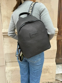 Mochila Zaira Negra y lima - comprar online