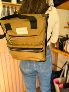 Mochila Luisa Caqui en internet