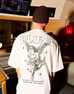 CAMISETA BLUNT ESPECIAL OVERSIZED - CADENCE - loja online