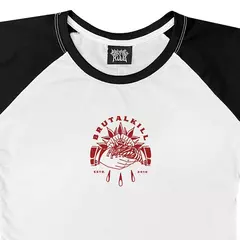 CROPPED BRUTAL KILL RAGLAN BEST FRIENDS - PRETO E BRANCO - comprar online